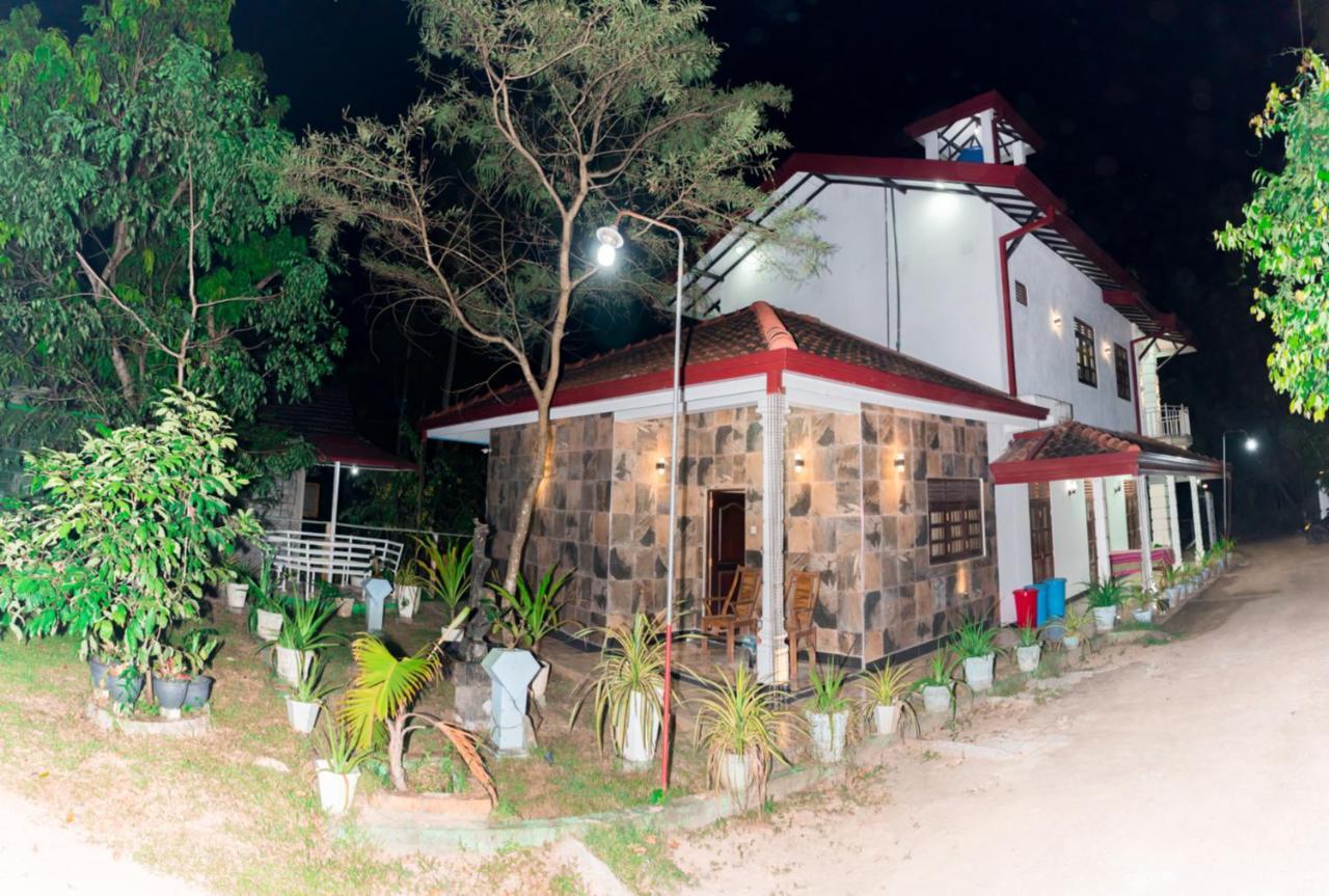 Hotel House Of Richness Negombo Exterior foto