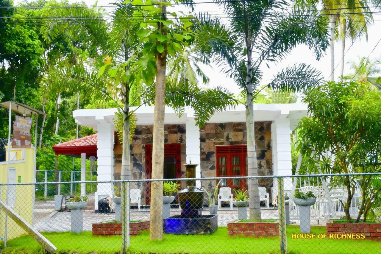 Hotel House Of Richness Negombo Exterior foto